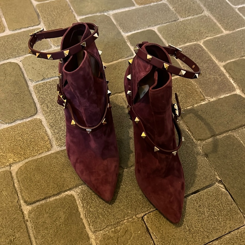 Suede booties